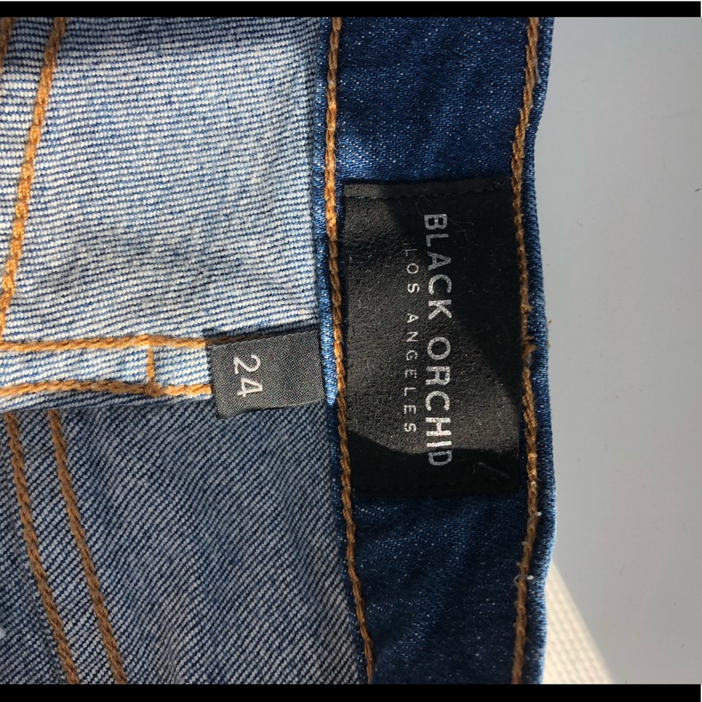 Black Orchid Midi Rise Jean Shorts